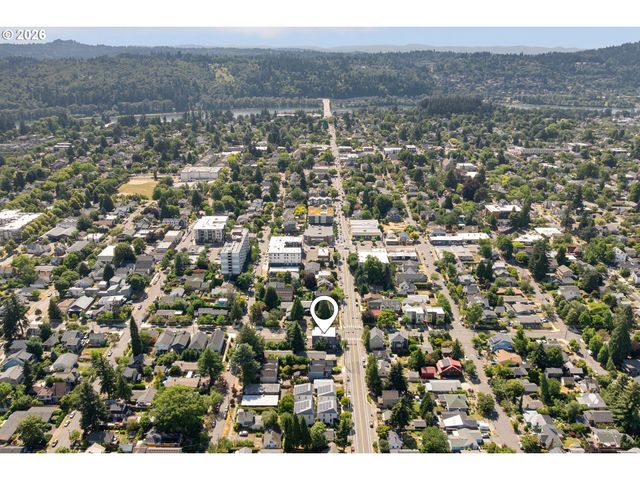 1906 Se TACOMA St, Portland, OR 97202