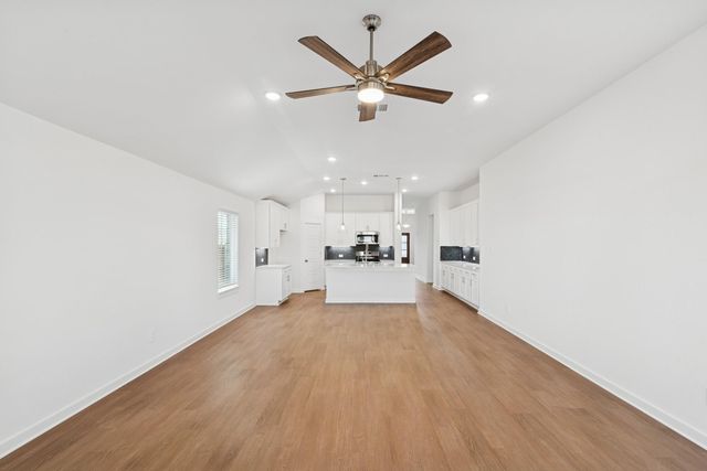 623 Spring Ashberry Court, Magnolia, TX 77354