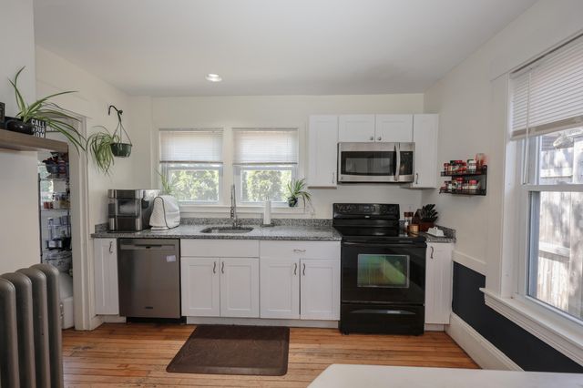 58 North Adams Street, Manchester, NH 03104