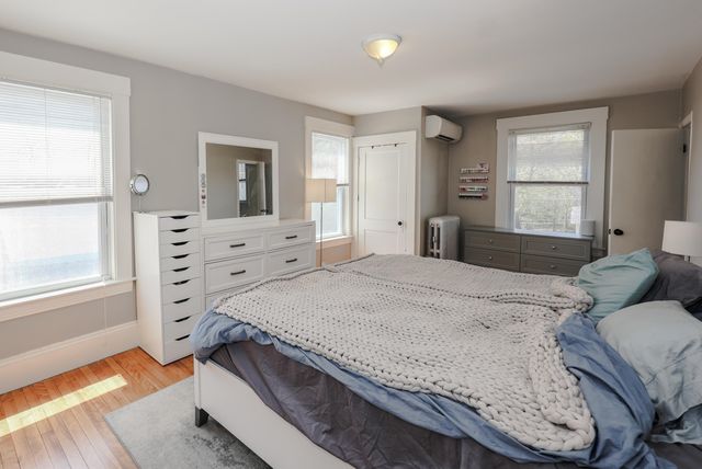 58 North Adams Street, Manchester, NH 03104