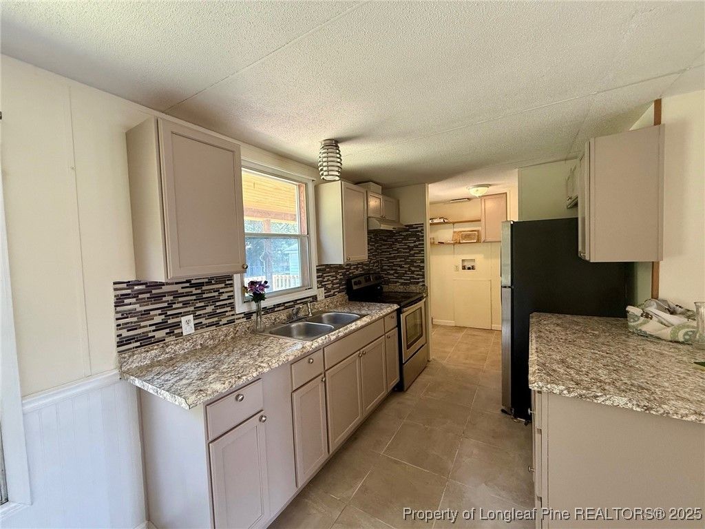 135 Snowhill Church Road, Fayetteville, NC 28306 — photo 3