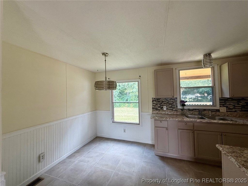 135 Snowhill Church Road, Fayetteville, NC 28306 — photo 4