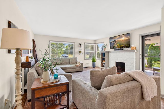 924 White Road, Grove City, OH 43123