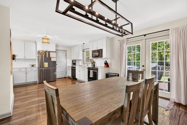 924 White Road, Grove City, OH 43123