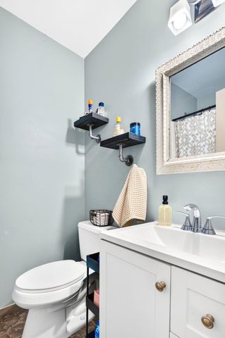924 White Road, Grove City, OH 43123