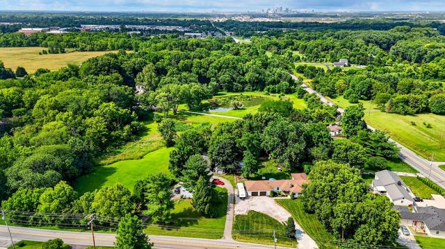 924 White Road, Grove City, OH 43123