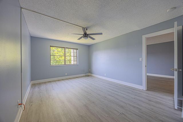9440 SW 8th Street 417, Boca Raton, FL 33428