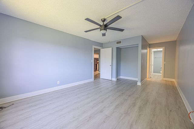 9440 SW 8th Street 417, Boca Raton, FL 33428