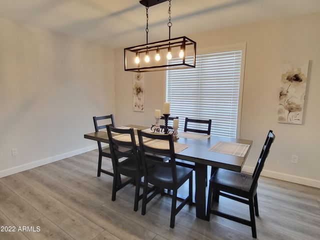 8560 E CAMELBACK Road, Scottsdale, AZ 85251