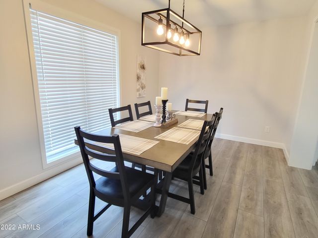 8560 E CAMELBACK Road, Scottsdale, AZ 85251