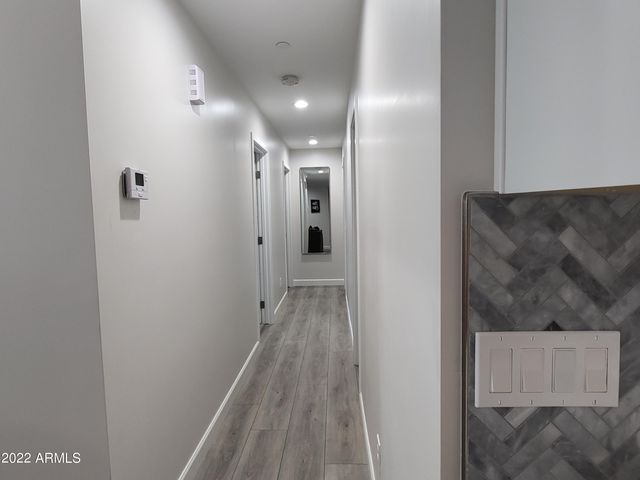 8560 E CAMELBACK Road, Scottsdale, AZ 85251