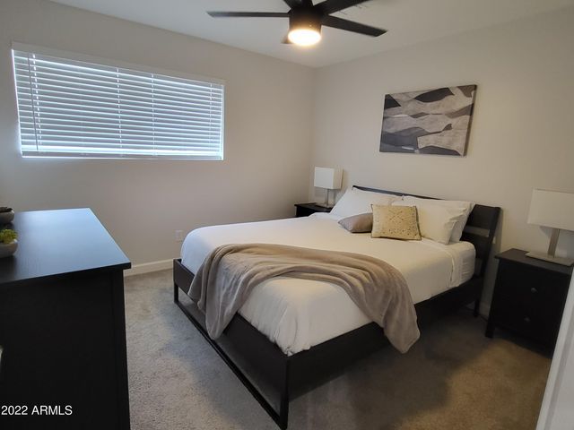 8560 E CAMELBACK Road, Scottsdale, AZ 85251