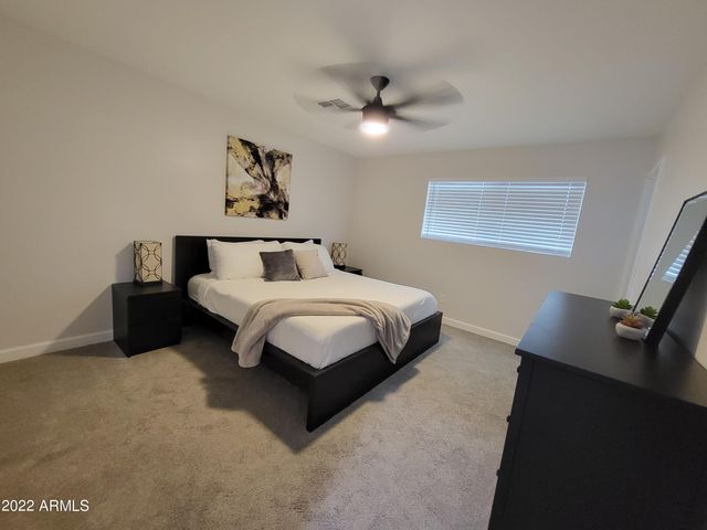 8560 E CAMELBACK Road, Scottsdale, AZ 85251