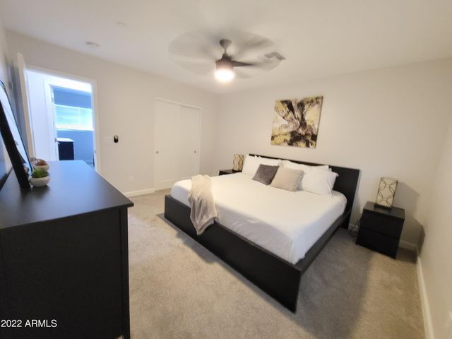 8560 E CAMELBACK Road, Scottsdale, AZ 85251