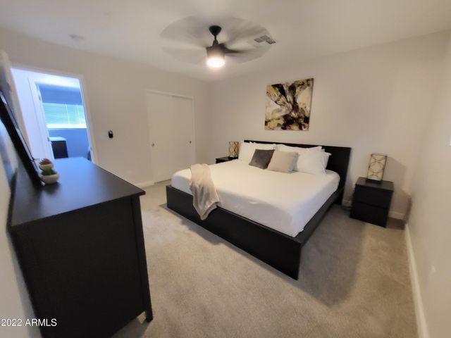 8560 E CAMELBACK Road, Scottsdale, AZ 85251