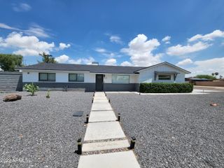 8560 E CAMELBACK Road, Scottsdale, AZ 85251