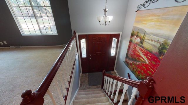 5935 S 140 Avenue, Omaha, NE 68137