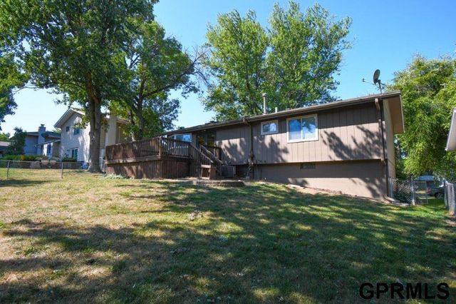 5935 S 140 Avenue, Omaha, NE 68137