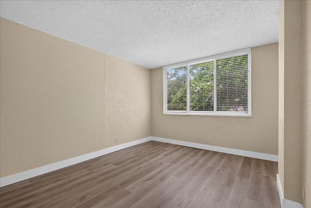 4200 Hillcrest Drive, Hollywood, FL 33021