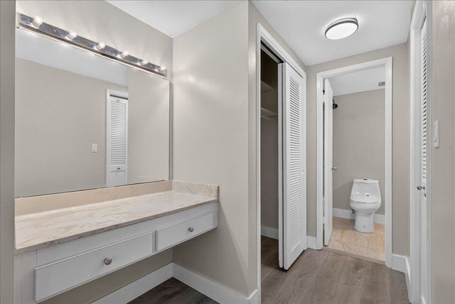 4200 Hillcrest Drive, Hollywood, FL 33021