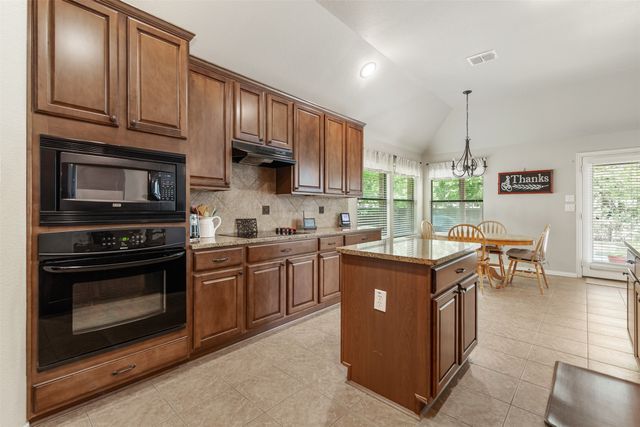 1202 Ravenna Street, Mansfield, TX 76063