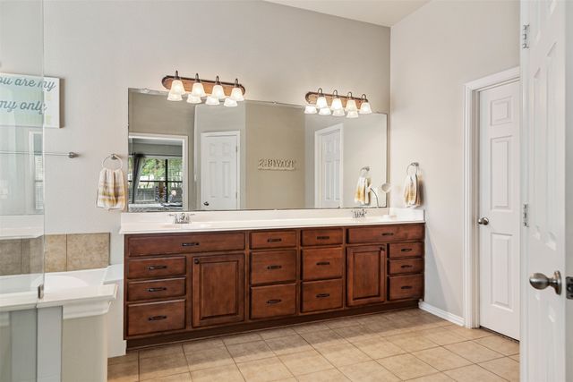 1202 Ravenna Street, Mansfield, TX 76063