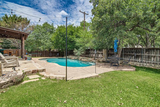 1202 Ravenna Street, Mansfield, TX 76063