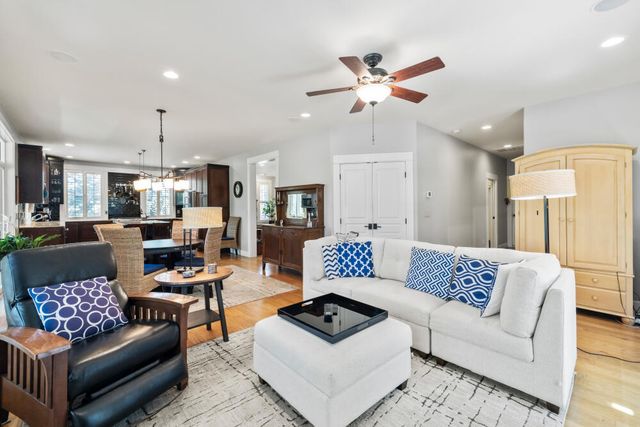 10247 Mourning Dove Drive, Klamath Falls, OR 97601