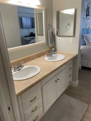 7294 CLOISTER DRIVE 12, Sarasota, FL 34231