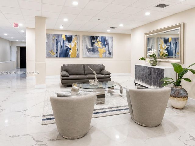 900 NE 195th Street 109, Miami, FL 33179