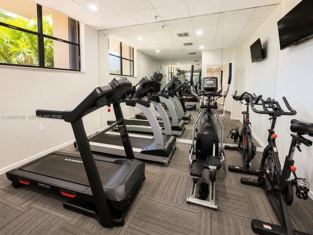 900 NE 195th Street 109, Miami, FL 33179