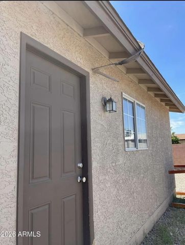8939 W SELLS Drive, Phoenix, AZ 85037