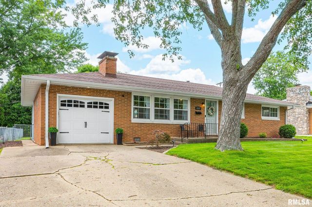 4927 N BEVALON Place, Peoria, IL 61614