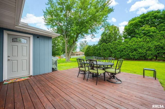 4927 N BEVALON Place, Peoria, IL 61614