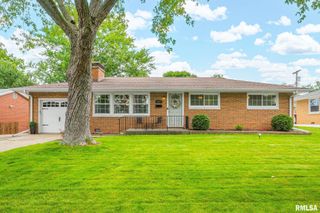 4927 N BEVALON Place, Peoria, IL 61614