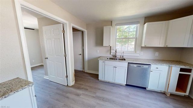 307 Elizabeth ST, Suffolk, VA 23434