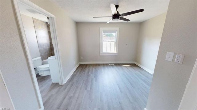 307 Elizabeth ST, Suffolk, VA 23434