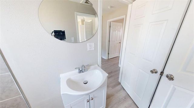 307 Elizabeth ST, Suffolk, VA 23434