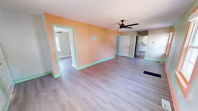 307 Elizabeth ST, Suffolk, VA 23434