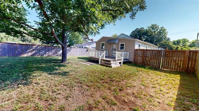 307 Elizabeth ST, Suffolk, VA 23434