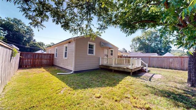 307 Elizabeth ST, Suffolk, VA 23434