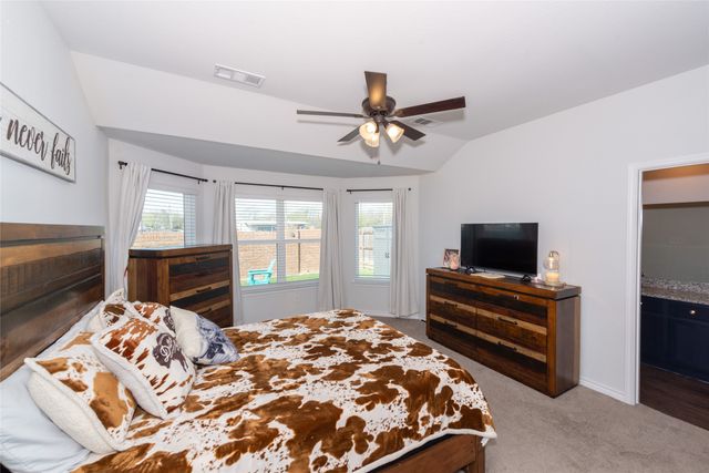 431 Woodhouse Way, Everman, TX 76140