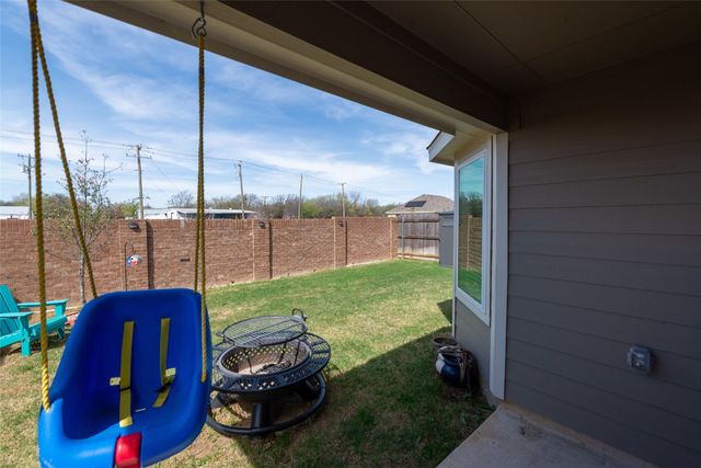 431 Woodhouse Way, Everman, TX 76140