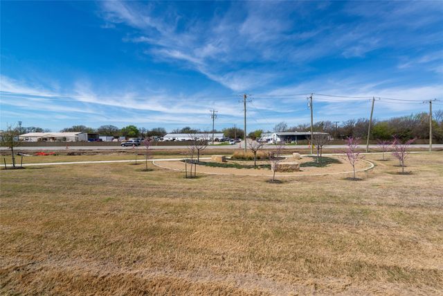 431 Woodhouse Way, Everman, TX 76140