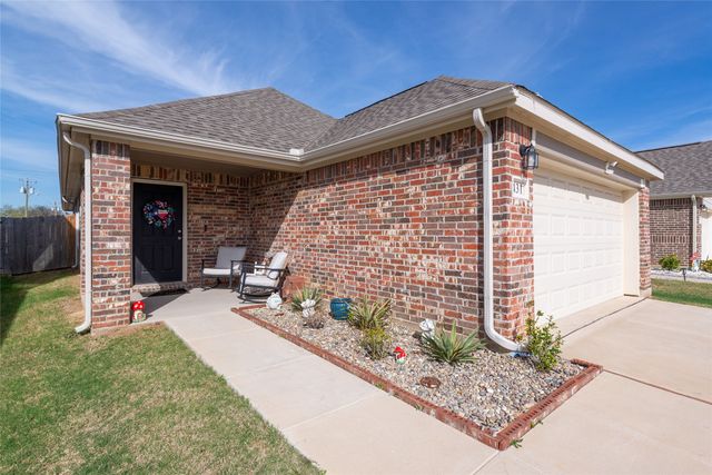 431 Woodhouse Way, Everman, TX 76140