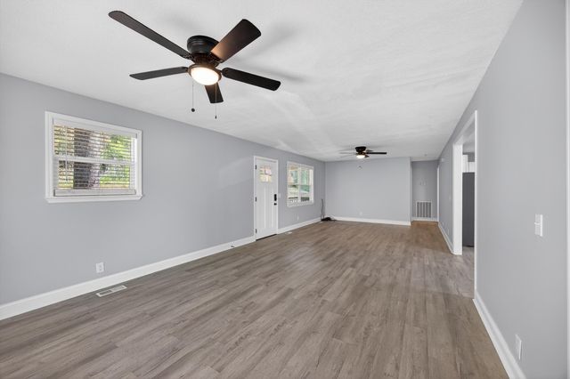 405 Dempsey Lane, Rossville, GA 30741