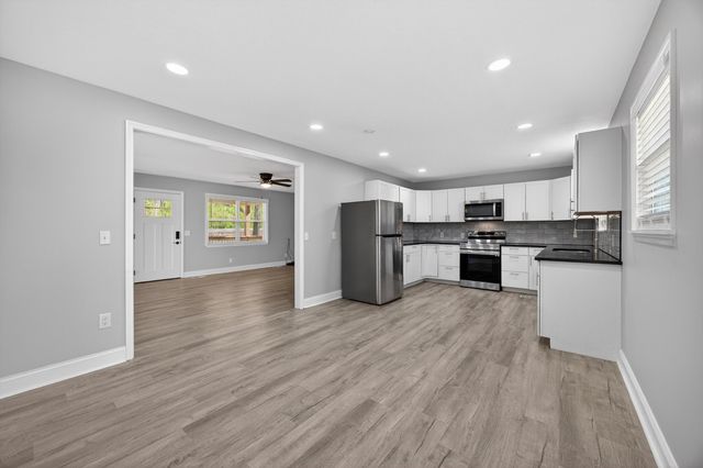 405 Dempsey Lane, Rossville, GA 30741