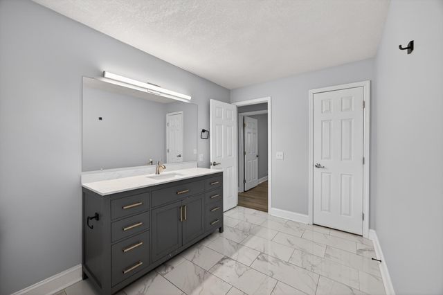 405 Dempsey Lane, Rossville, GA 30741