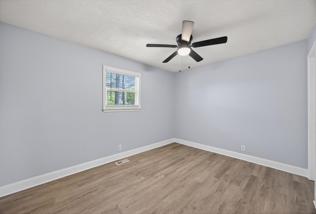 405 Dempsey Lane, Rossville, GA 30741