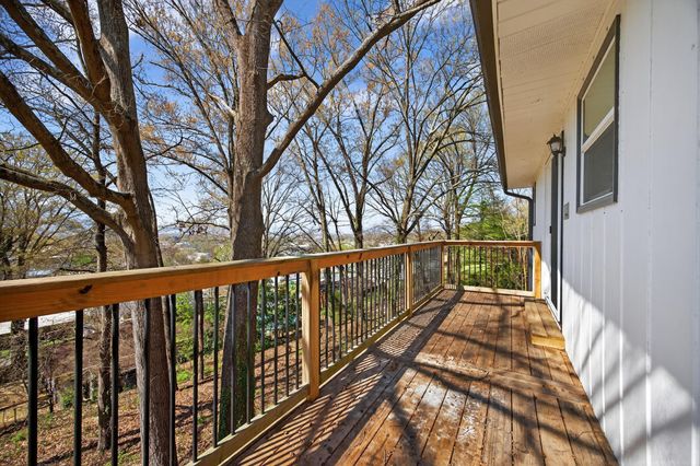 405 Dempsey Lane, Rossville, GA 30741